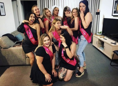 The bride and her guests at the hens night her mum organised in Brisbane